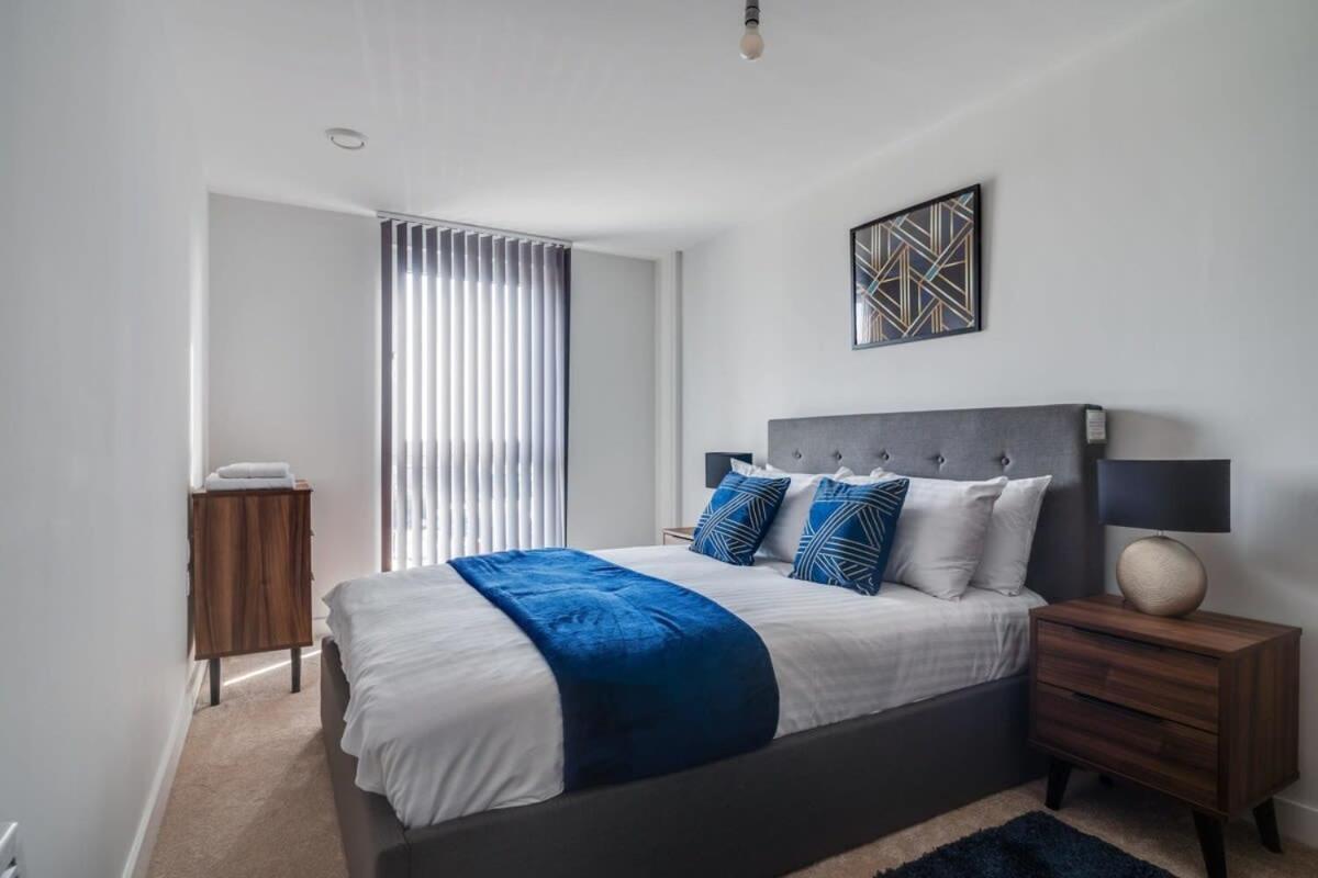 Lovely Riverside 2 Bed Apartment Leeds  Exterior foto