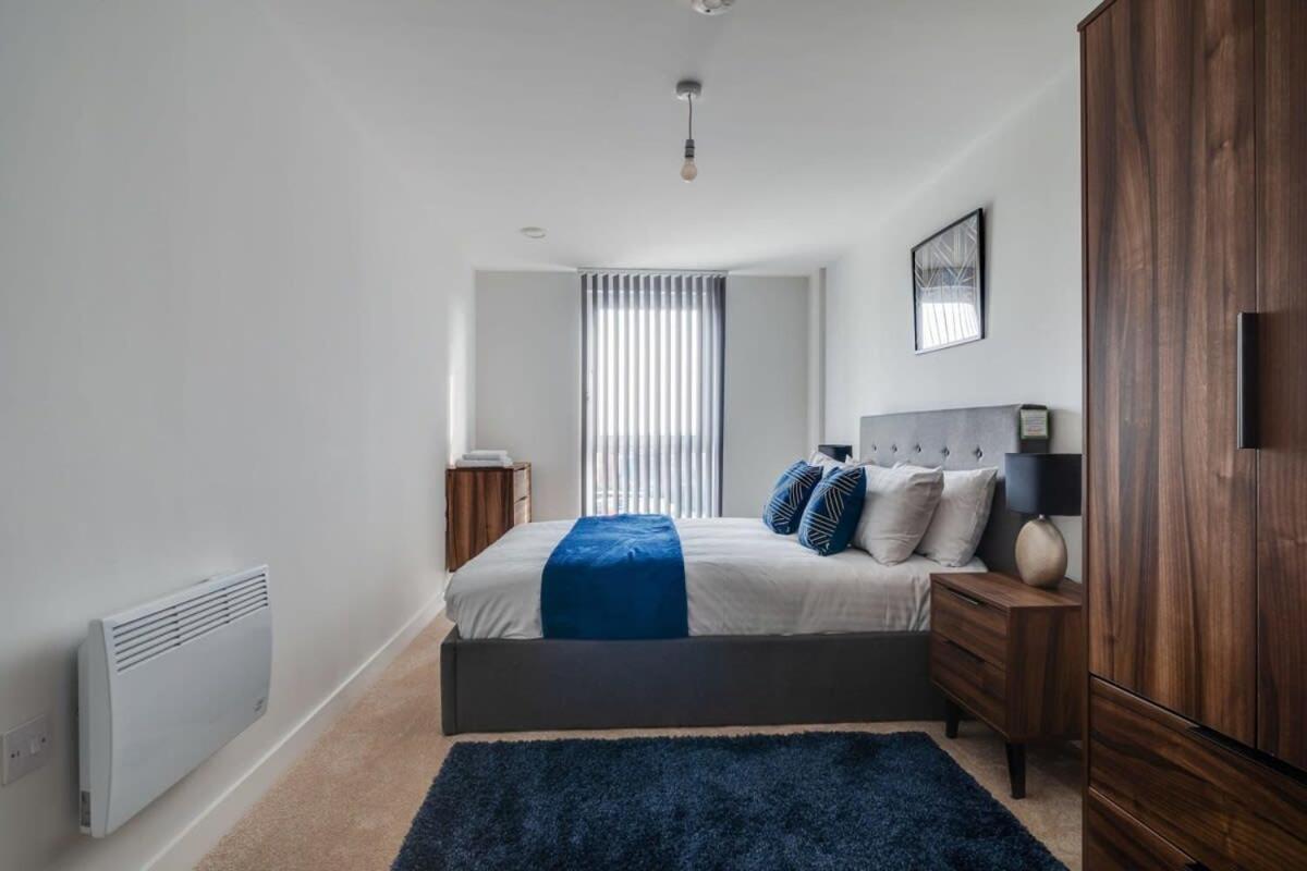 Lovely Riverside 2 Bed Apartment Leeds  Exterior foto