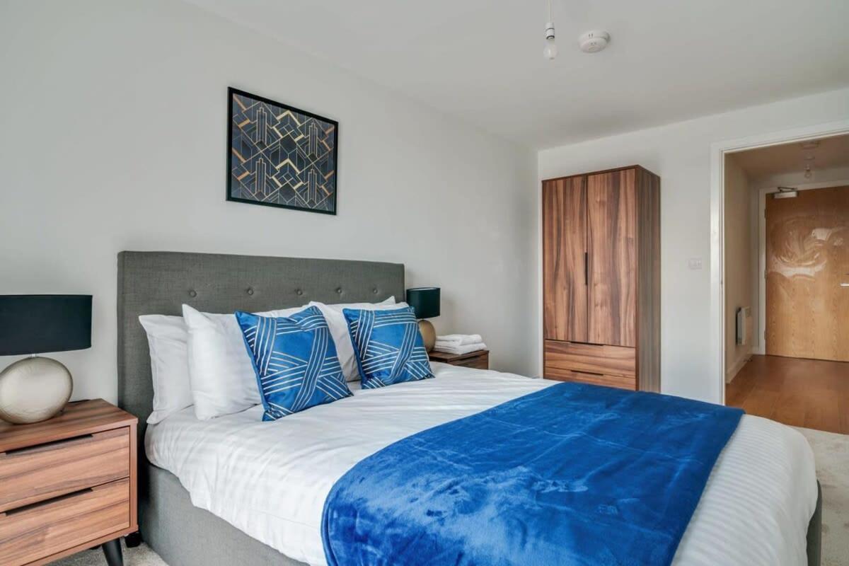 Lovely Riverside 2 Bed Apartment Leeds  Exterior foto