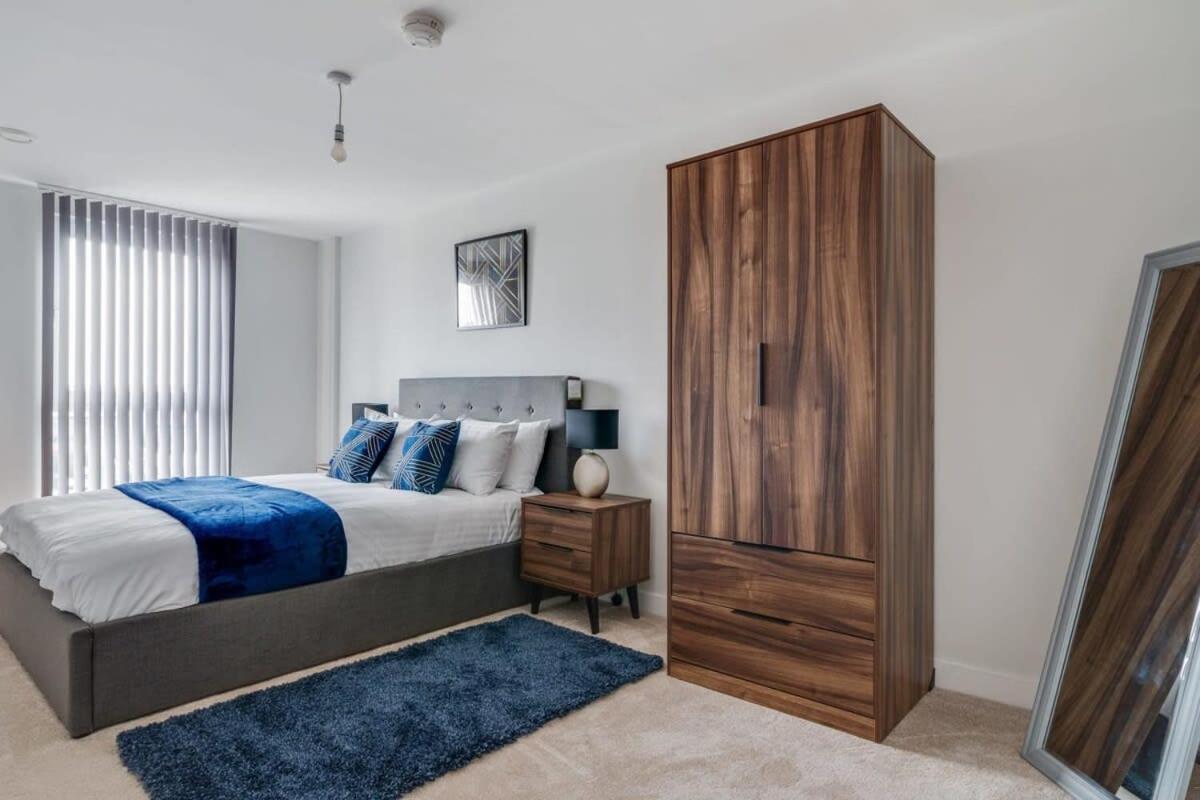 Lovely Riverside 2 Bed Apartment Leeds  Exterior foto